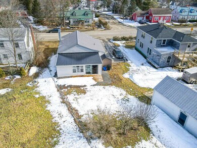 154 1st Rangeway Waterville-small-007-00