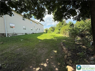 216 North St unit 218, Lehighton, PA 18235 - photo 7