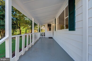 9209 Fowler Ln, Lanham, MD 20706 - photo 6