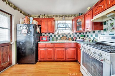 10041 Live Oak Ave, Fontana, CA 92335 - photo 7