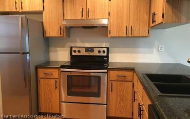 9 Charlton Dr unit 9, Lake Placid, FL 33852 - photo 2