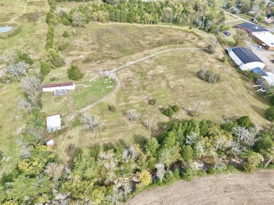 104 Vantrease Ave, Auburntown, TN 37016 - photo 5