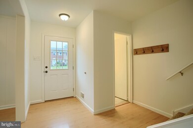 687 Jefferson St, Red Hill, PA 18076 - photo 2