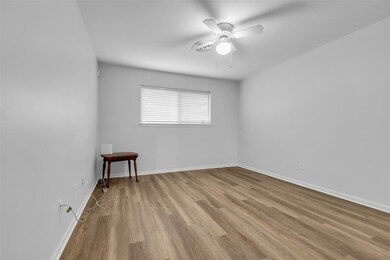 8821 Dunlap St, Houston, TX 77074 - photo 7