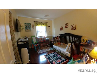 BEDROOM 9 X 12