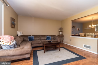 3812 Lynn Ave, Reading, PA 19606 - photo 4