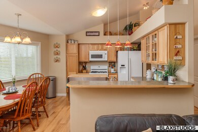008-Kitchen (1 of 3)