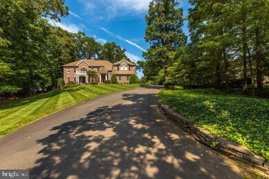 8936 Ellenwood Ln, Fairfax, VA 22032 - photo 3