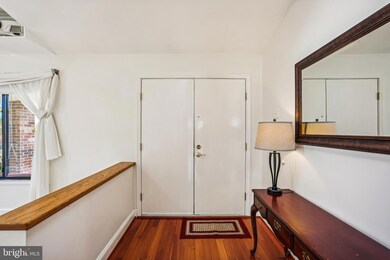 20320 Aspenwood Ln, Montgomery Village, MD 20886 - photo 5