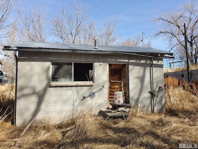 325 & 329 E Second St, Winnemucca, NV 89445 - photo 7