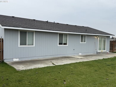 160 SE Ninth St, Irrigon, OR 97844 - photo 3