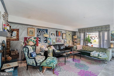 3919 Gatehouse Ln, Skippack, PA 19474 - photo 3