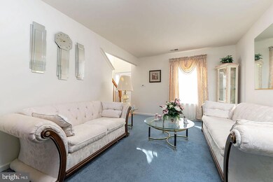 68 Greenbrook Dr, Columbus, NJ 08022 - photo 4