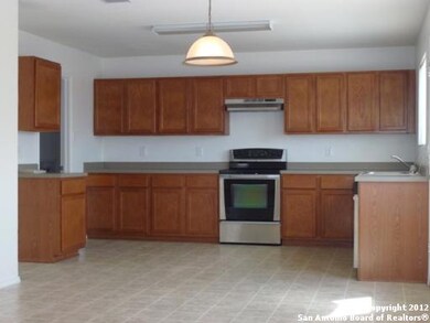 24719 Maple Crest, San Antonio, TX 78261 - photo 4