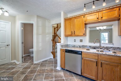 7944 Brightwind Ct, Ellicott City, MD 21043 - photo 3