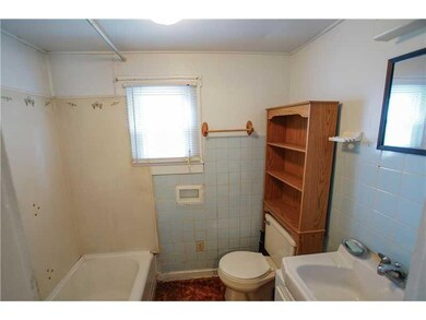 Full Bath.