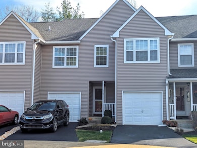 54 Piccadilly Cir, Doylestown, PA 18901 - photo 2