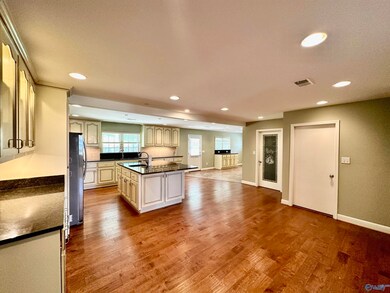 144 Lakewood Dr, Gadsden, AL 35901 - photo 3