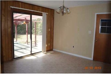 1211 Pinewood Ln, Crestview, FL 32539 - photo 5