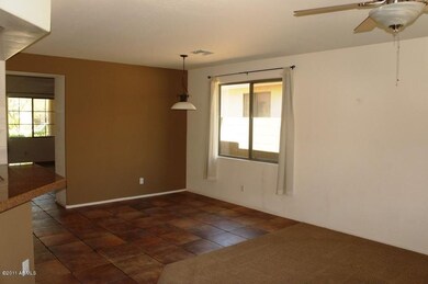 Dining & Kitchen Area