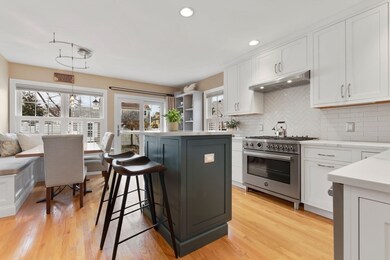 32 Bromfield St unit B, Newburyport, MA 01950 - photo 2