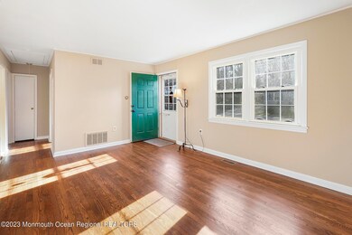 228 Lakeside Dr, Atlantic Highlands, NJ 07716 - photo 4