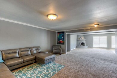 3 Living Room (2)