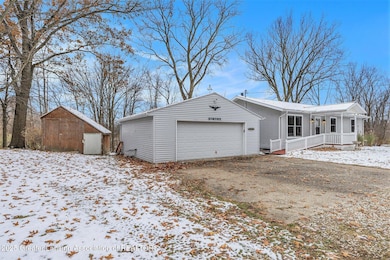 2538 E Dexter Trail, Dansville, MI 48819 - photo 2