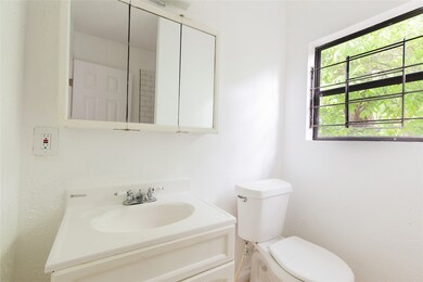 8007 Lawn St unit A, Houston, TX 77088 - photo 7