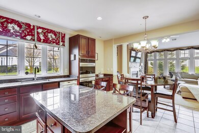 7404 Heartleaf Cir, Laurel, MD 20707 - photo 7