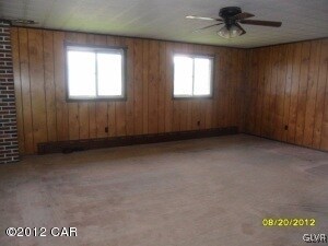 4 W Lehigh St, Coaldale, PA 18218 - photo 2
