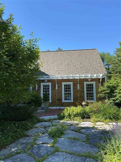 1153 Montalona Rd, Dunbarton, NH 03046 - photo 5