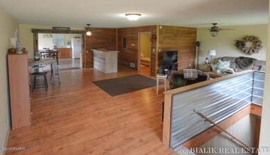 822 S Cedar Creek-3