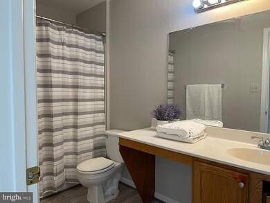 8001 Coachcrest Ct, Manassas, VA 20109 - photo 7