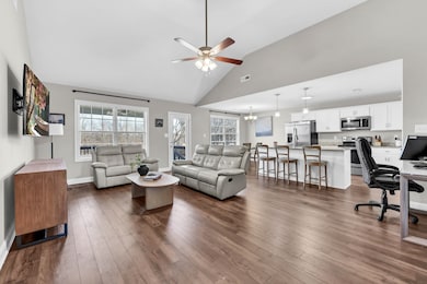 533 Lucky Ln, Clarksville, TN 37042 - photo 7