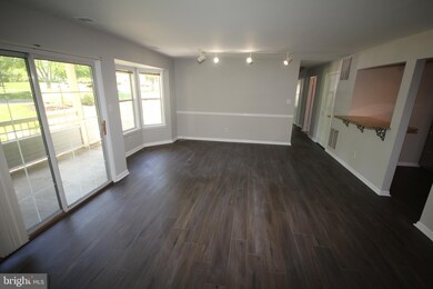 201 Salem Ct unit 3, Princeton, NJ 08540 - photo 3