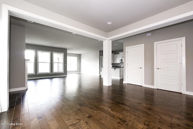 8803 Sanctuary Ln, Louisville, KY 40291 - photo 6