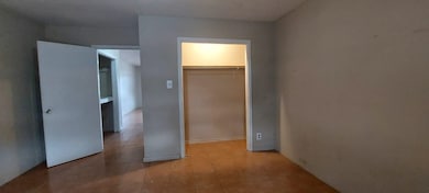 207 Arco Iris Rd unit 2, Laredo, TX 78043 - photo 7