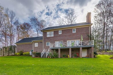 1229 Cedar Creek Dr, Asheboro, NC 27205 - photo 3