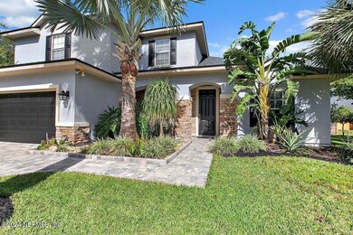 932 Woodbridge Hollow Dr N Front 2