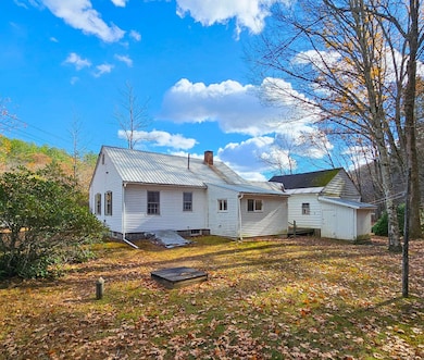 1555 W River Rd, Dummerston, VT 05301 - photo 4