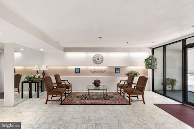 7202 Rockland Hills Dr unit 308, Baltimore, MD 21209 - photo 3