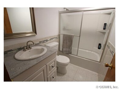 Bathroom Apartment 2