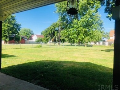 930 N Jackson St, Andrews, IN 46702 - photo 7