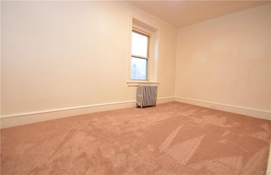 590 Main St unit 4, Slatington, PA 18080 - photo 5