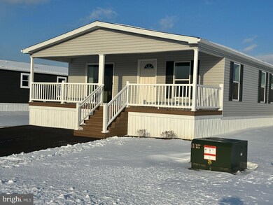 29 Evergreen Aly, Palmyra, PA 17078 - photo 2