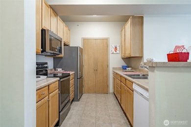 Walk-in pantry and laundry room off kitchen