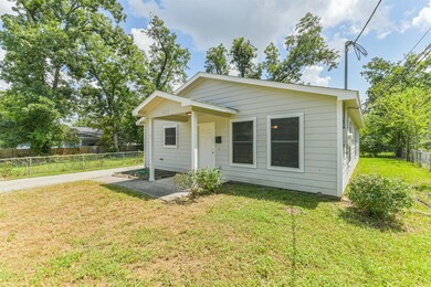 617 Avenue I, Conroe, TX 77301 - photo 4