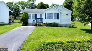 404 Universe Dr, Martinsburg, WV 25404 - photo 2