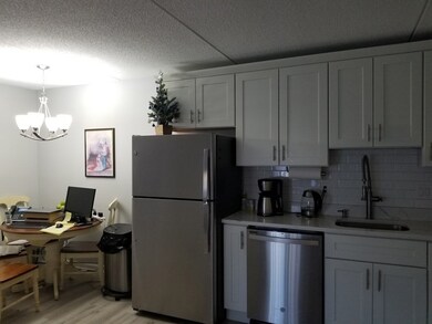 32 Maple Crest Cir unit B, Holyoke, MA 01040 - photo 2